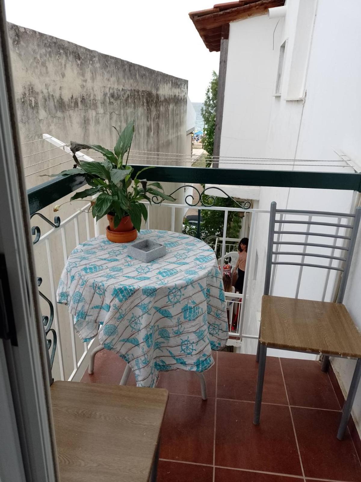 ιόλη Apartment *