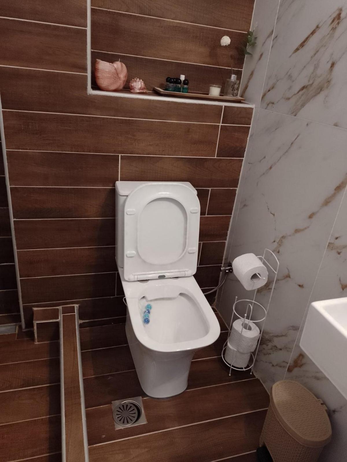ιόλη Apartment *